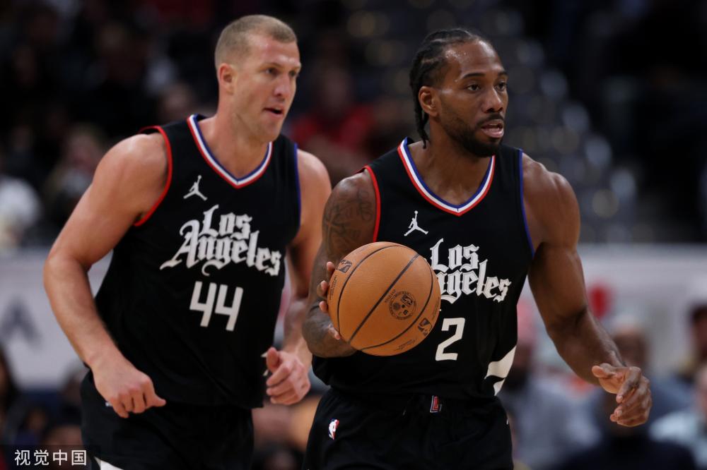 的体育总监 的体育总监