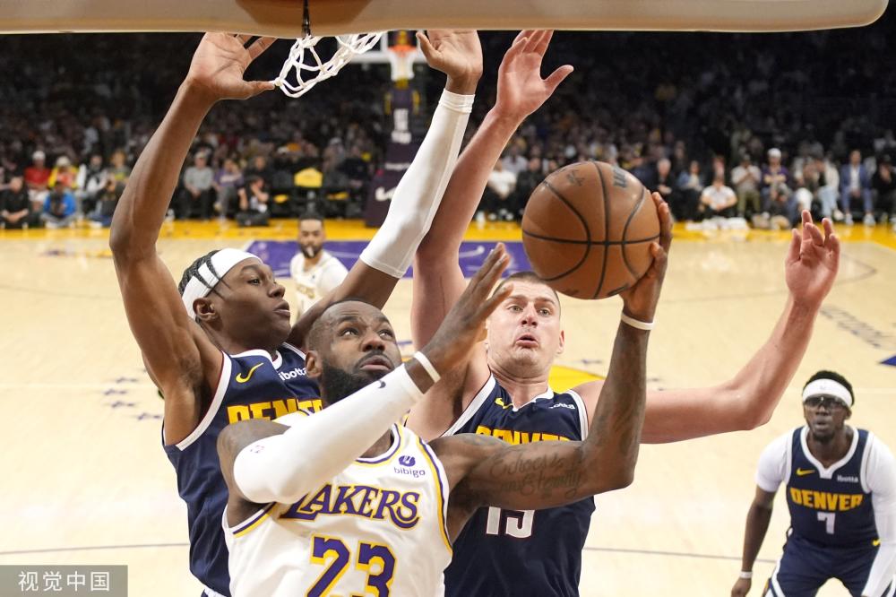 为球队吹响 为球队吹响